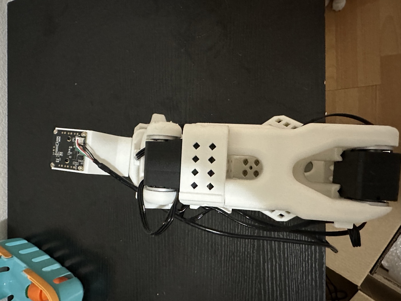 Left-arm camera setup.